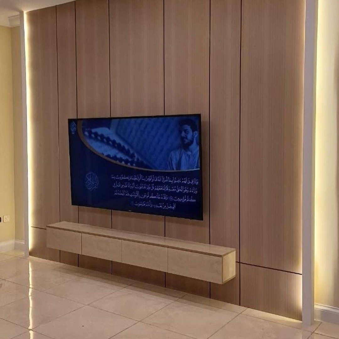 خلفيات شاشات تلفزيون بديلة للرخام لزيادة أناقة الغرف