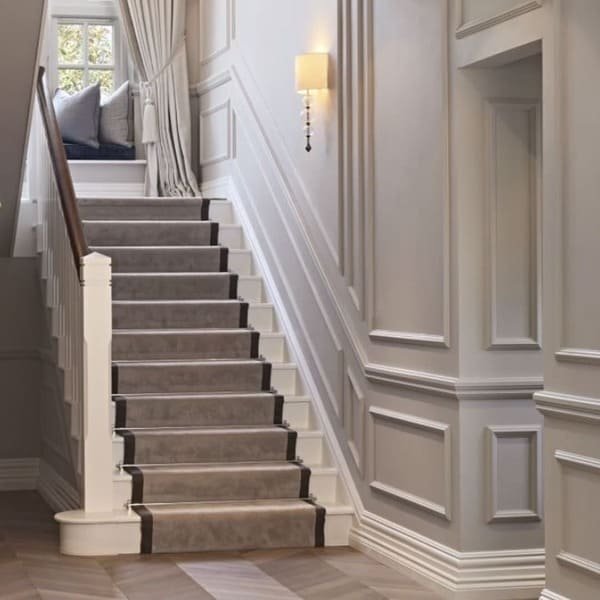 فوم مقاوم للماء والحرارة، مثالي للاستخدام في الأماكن التي تتطلب مقاومة عالية.